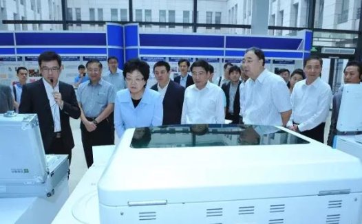 卫计委与信息部共同部署加快推进国产医疗设备发展应用