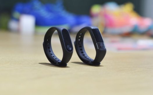 华米AMAZFIT米动健康手环对比小米手环2评测：心脏监测比运动计步更重要！